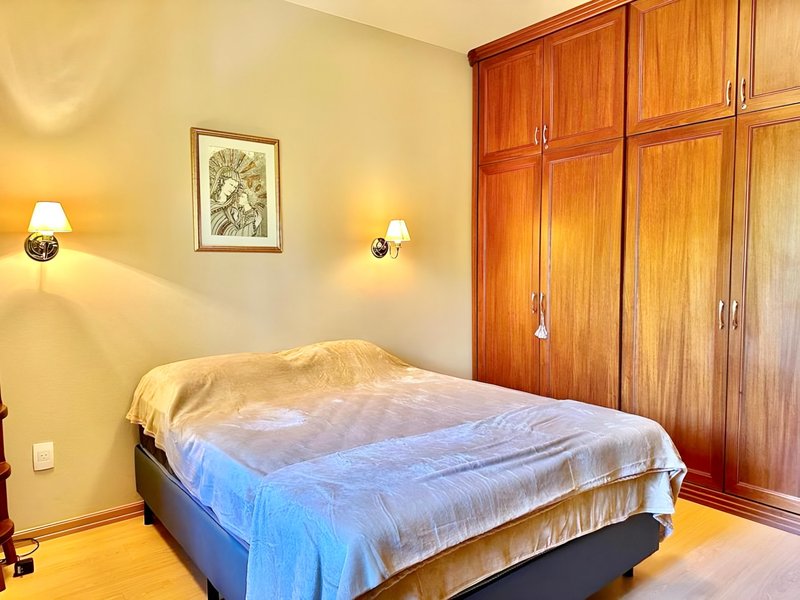 R$ 760.000 - LINDO APARTAMENTO NO CENTRO DE GRAMADO - 53M3 - MOBILIADO - 1 DORM - 1 VAGA Rua Primavera Gramado - 