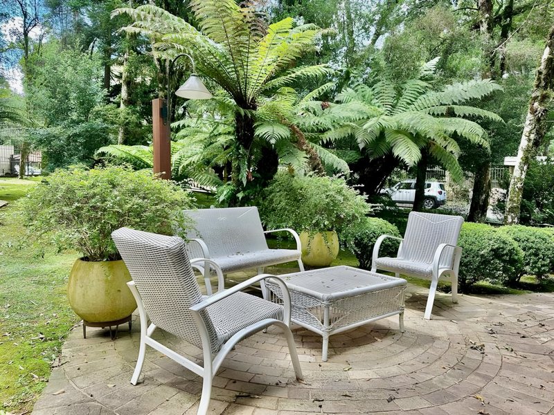 R$ 760.000 - LINDO APARTAMENTO NO CENTRO DE GRAMADO - 53M3 - MOBILIADO - 1 DORM - 1 VAGA Rua Primavera Gramado - 