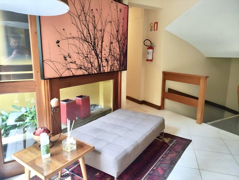 R$ 760.000 - LINDO APARTAMENTO NO CENTRO DE GRAMADO - 53M3 - MOBILIADO - 1 DORM - 1 VAGA Rua Primavera Gramado - 