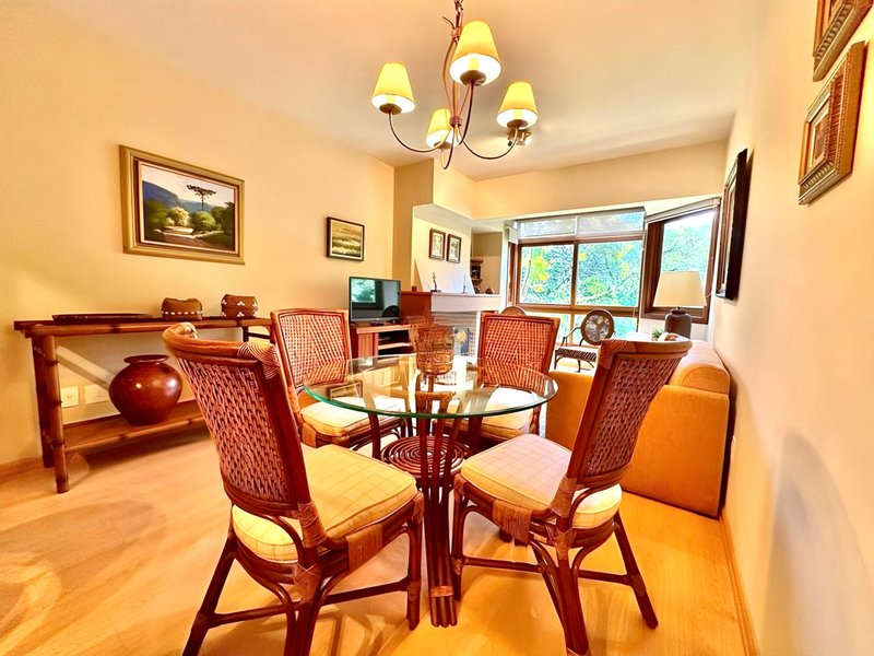 R$ 760.000 - LINDO APARTAMENTO NO CENTRO DE GRAMADO - 53M3 - MOBILIADO - 1 DORM - 1 VAGA Rua Primavera Gramado - 