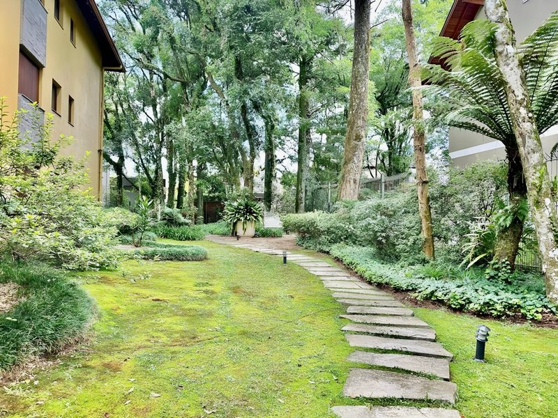 R$ 760.000 - LINDO APARTAMENTO NO CENTRO DE GRAMADO - 53M3 - MOBILIADO - 1 DORM - 1 VAGA Rua Primavera Gramado - 