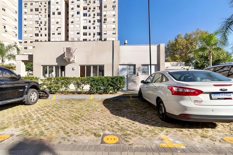 R$ 345.000 - APARTAMENTO - 48M2 - 2 DORM - 1 VAGA - INFRA COMPLETA Rua Tenente Ary Tarrago Porto Alegre - 