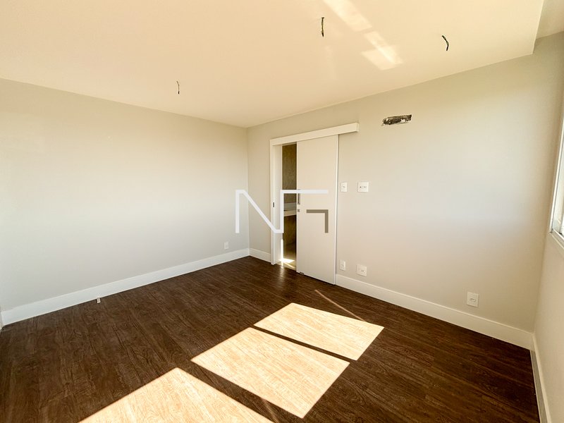 Linda casa 4 suítes no condominio Riviera Park Rua Paulo Cezar Vinha Vila Velha - 