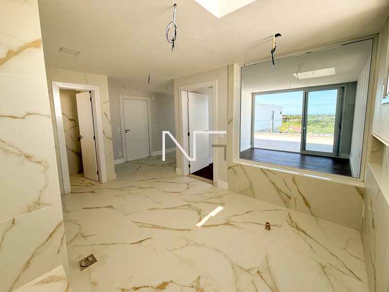 Linda casa 4 suítes no condominio Riviera Park Rua Paulo Cezar Vinha Vila Velha - 