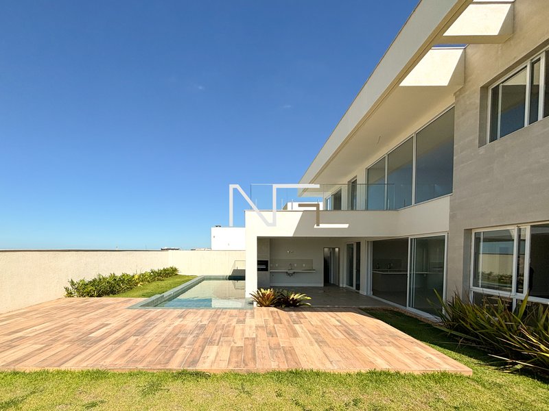 Linda casa 4 suítes no condominio Riviera Park Rua Paulo Cezar Vinha Vila Velha - 