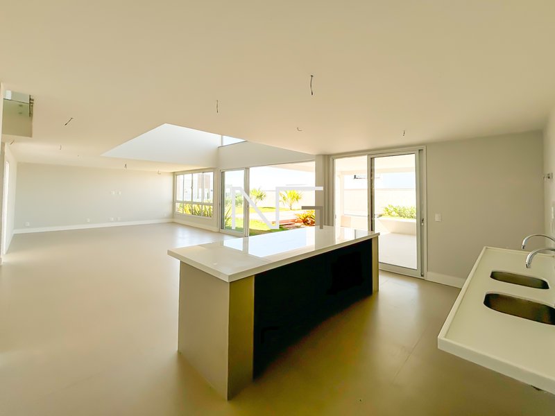 Linda casa 4 suítes no condominio Riviera Park Rua Paulo Cezar Vinha Vila Velha - 