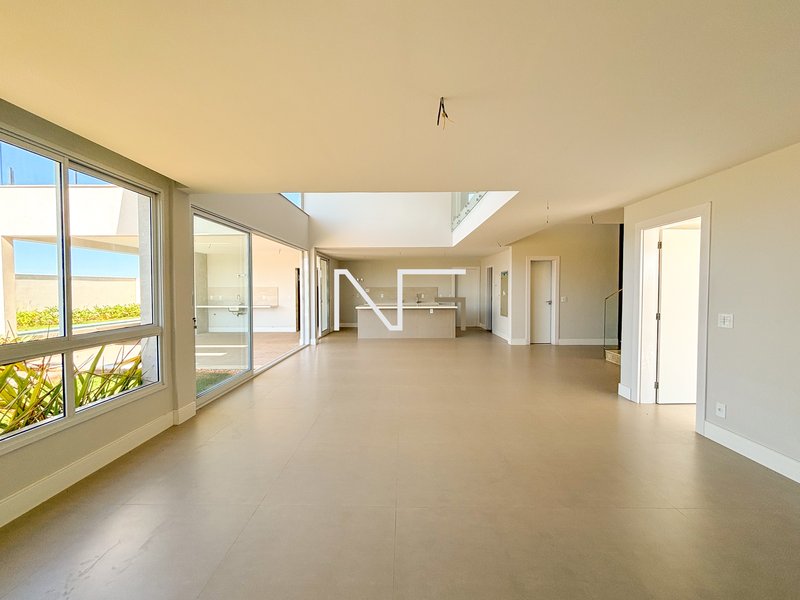 Linda casa 4 suítes no condominio Riviera Park Rua Paulo Cezar Vinha Vila Velha - 