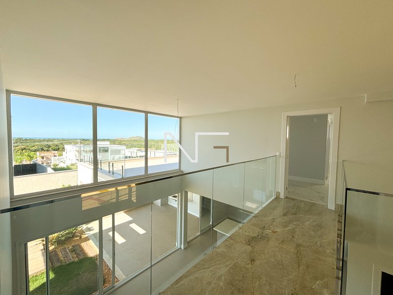 Linda casa 4 suítes no condominio Riviera Park Rua Paulo Cezar Vinha Vila Velha - 