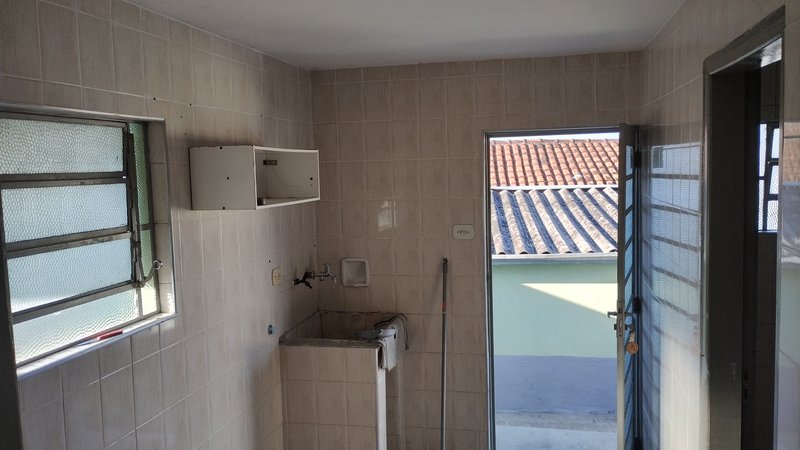 CASA NA ZONA NORTE DE SÃO JOSÉ DOS CAMPOS, S.P rua sao benedito São José dos Campos - 