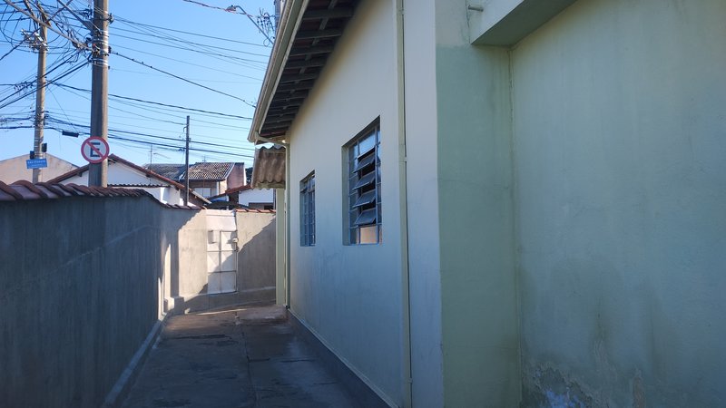 CASA NA ZONA NORTE DE SÃO JOSÉ DOS CAMPOS, S.P rua sao benedito São José dos Campos - 