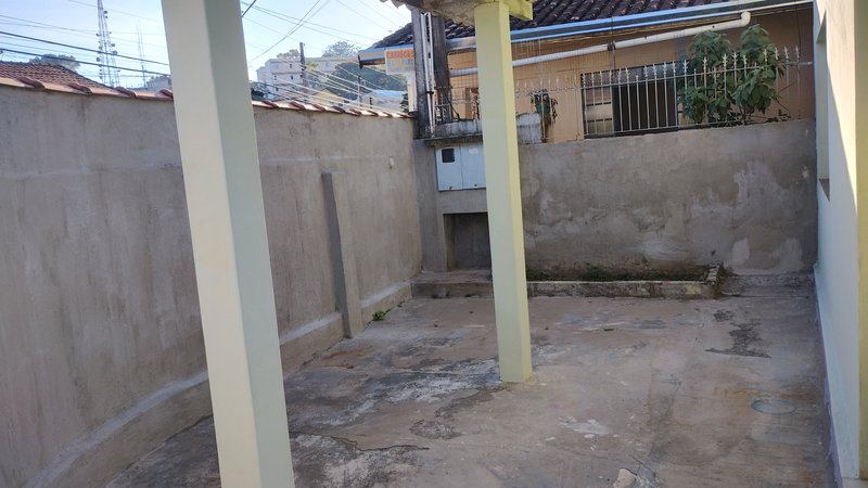 CASA NA ZONA NORTE DE SÃO JOSÉ DOS CAMPOS, S.P rua sao benedito São José dos Campos - 