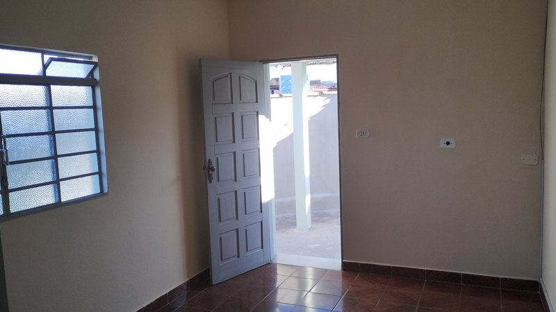 CASA NA ZONA NORTE DE SÃO JOSÉ DOS CAMPOS, S.P rua sao benedito São José dos Campos - 