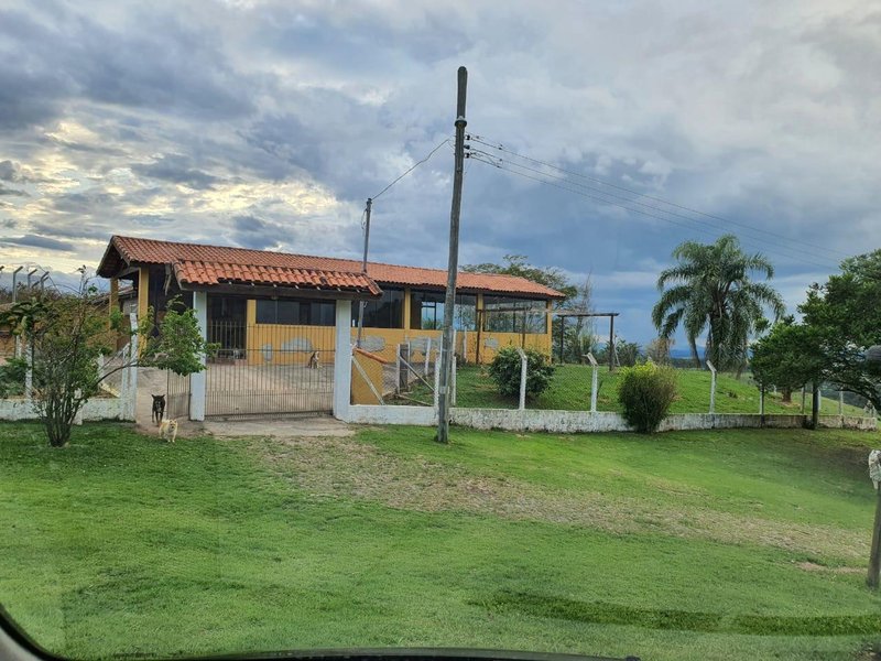 SÍTIO COM 4.5 ALQUEIRES EM JACAREI, S.P rua sao benedito Jacareí - 