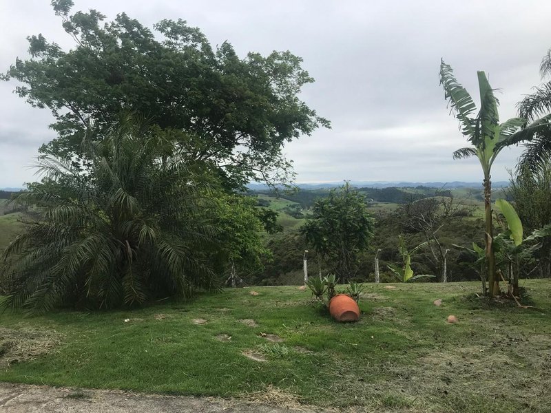 SÍTIO COM 4.5 ALQUEIRES EM JACAREI, S.P rua sao benedito Jacareí - 