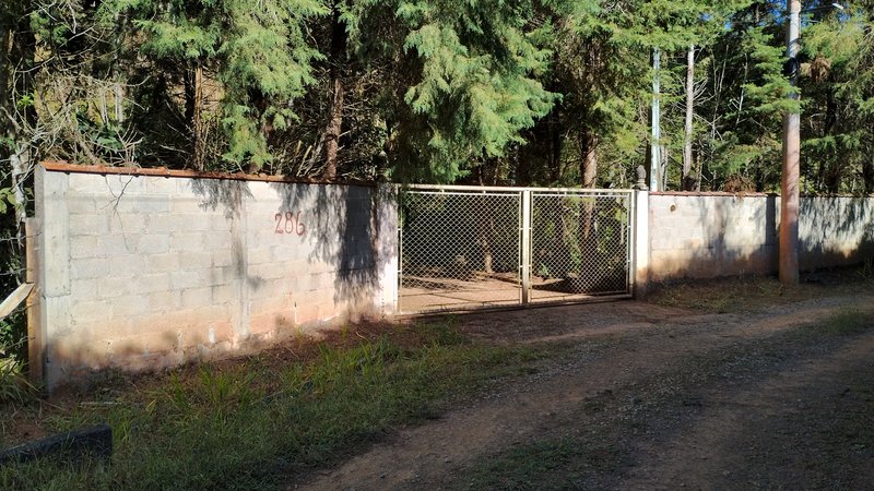 CHÁCARA COM 20.000 METROS EM SÃO JOSÉ DOS CAMPOS, S.P rua sao benedito São José dos Campos - 