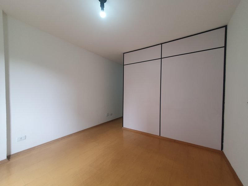 Studio na Vila Mariana 25m² 1 vaga Rua Napoleão de Barros São Paulo - 