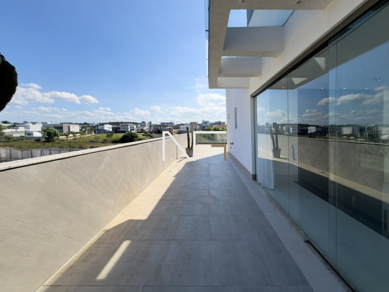 Mansão duplex de 4 suítes 100% montada e climatizada no condomínio Jardins Veneza Rodovia do Sol Vila Velha - 