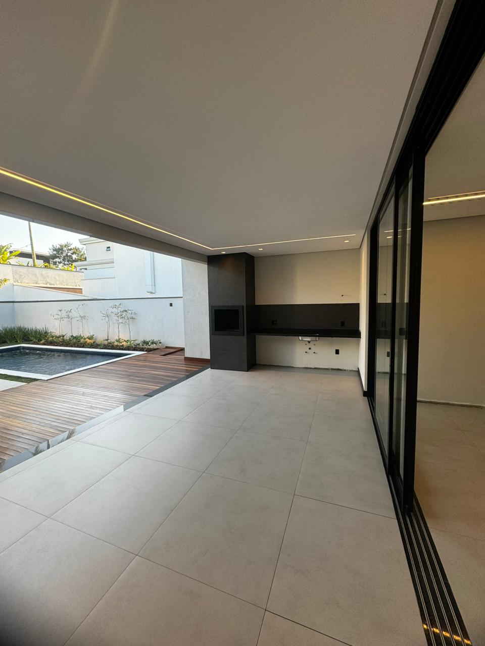 Casa com 3 dormit&oacute;rios &agrave; venda,250 m&sup2; -  Alphaville Nova Esplanada IV - Votorantim - SP Alameda Nova Zelândia Votorantim - 
