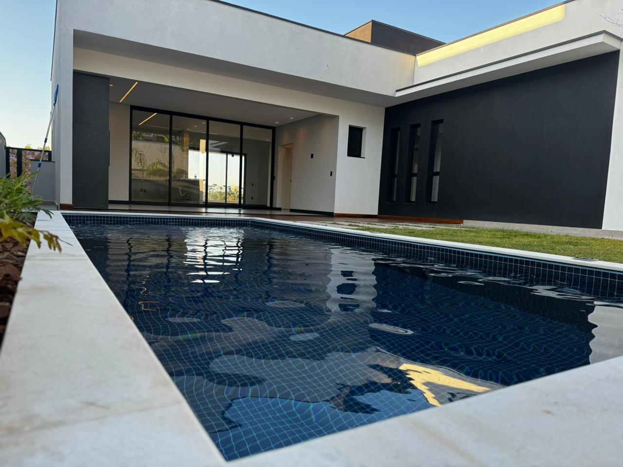 Casa com 3 dormit&oacute;rios &agrave; venda,250 m&sup2; -  Alphaville Nova Esplanada IV - Votorantim - SP Alameda Nova Zelândia Votorantim - 