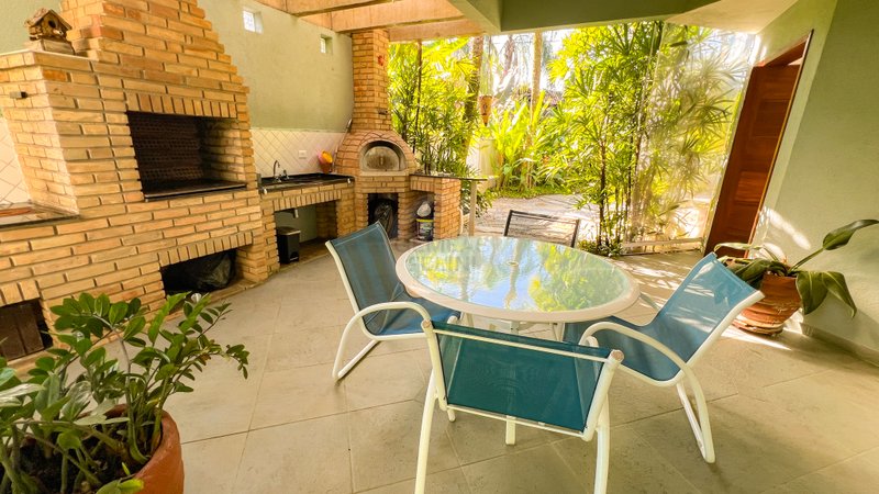 Casa na Praia de Barra do Una - À VENDA Rua Olinda São Sebastião - 