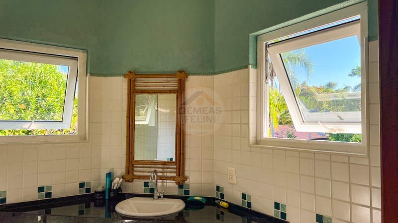 Casa na Praia de Barra do Una - À VENDA Rua Olinda São Sebastião - 