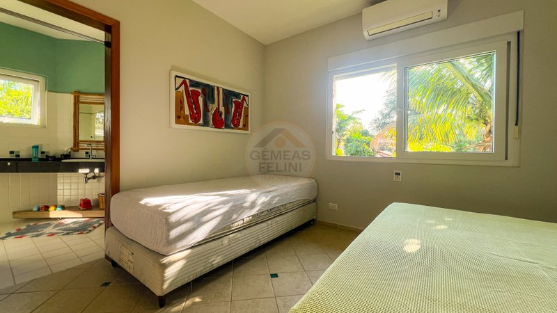 Casa na Praia de Barra do Una - À VENDA Rua Olinda São Sebastião - 