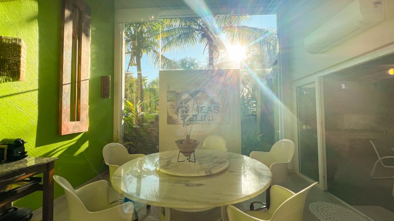 Casa na Praia de Barra do Una - À VENDA Rua Olinda São Sebastião - 