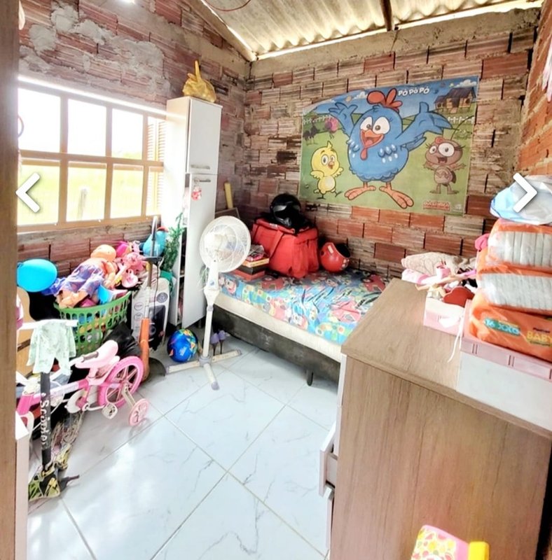 Casa 2 quartos, 2 vagas, PERTINHO do Mar, precisando conclusão, no Jardim Beira Mar Rua R Capão da Canoa - 