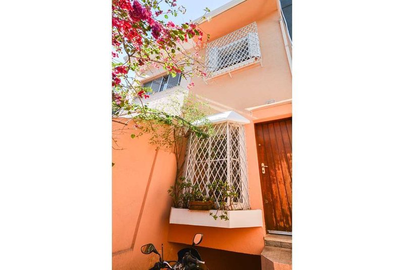 Casa a venda - Vila Mariana - 2 dormitórios 100m² Guimarães Passos São Paulo - 