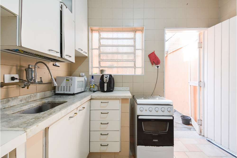 Casa à venda com 2 quartos, 100m² - Foto 18