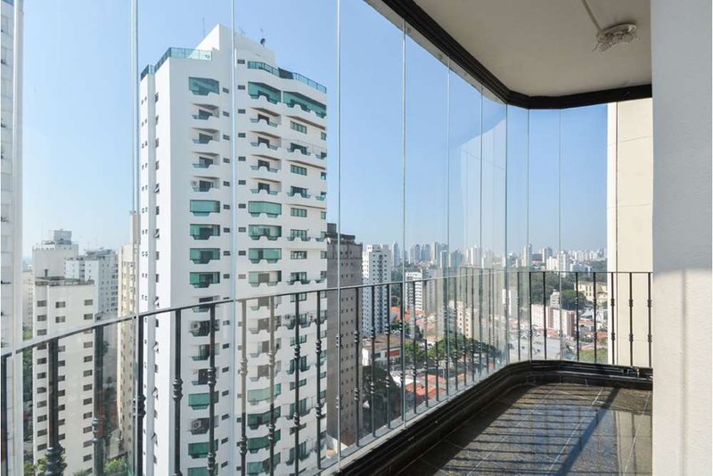 Apartamento a venda - Aclimação - 2 suítes 195m² Castro Alves São Paulo - 