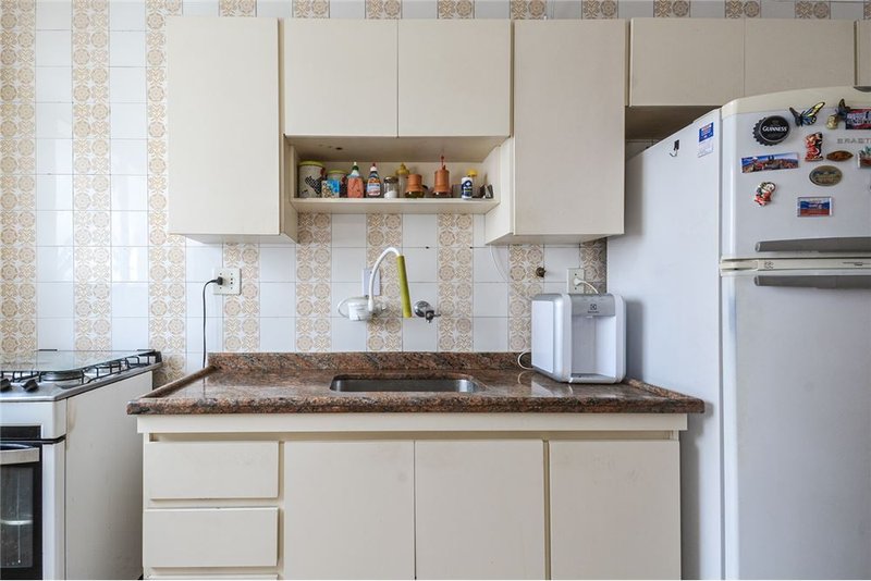 Apartamento a venda - Moema -1 suíte 135m² Rouxinol São Paulo - 