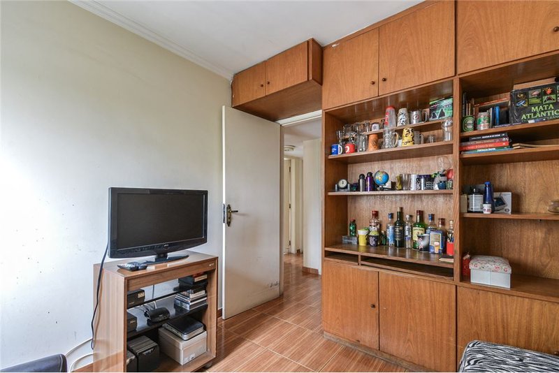Apartamento a venda - Moema -1 suíte 135m² Rouxinol São Paulo - 