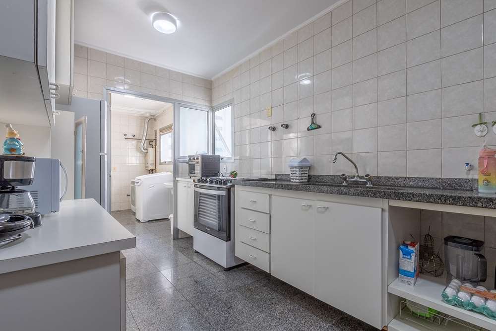 Apartamento à venda com 1 quarto, 143m² - Foto 40