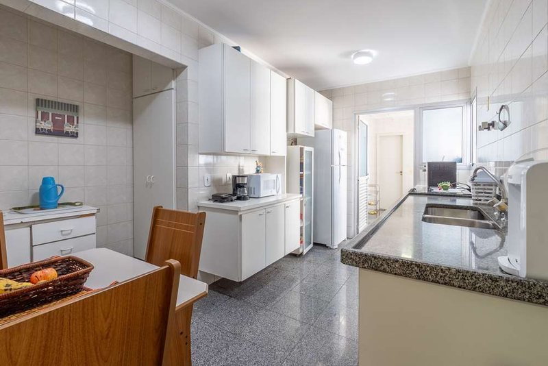 Apartamento a venda - Indianópolis -  1 dormitório 143m² Rouxinol São Paulo - 