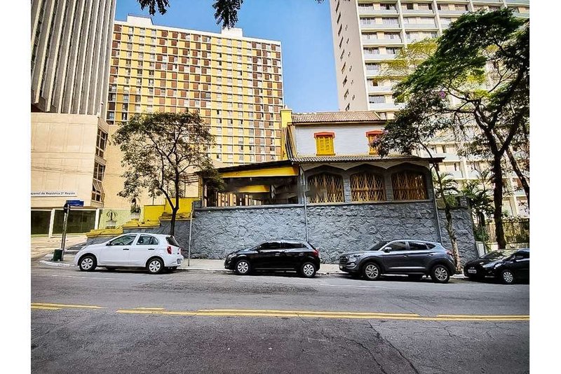 Casa a venda - Bela Vista - 5 dormitórios 357m² SANTA BRANCA São Paulo - 
