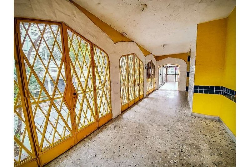 Casa a venda - Bela Vista - 5 dormitórios 357m² SANTA BRANCA São Paulo - 