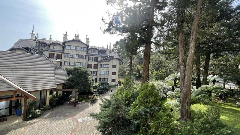 Apartamento com 2 dormitórios á 150m da Rua Coberta em Gramado Coronel Theobaldo Fleck Gramado - Acesso