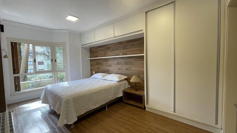 Apartamento com 2 dormitórios á 150m da Rua Coberta em Gramado Coronel Theobaldo Fleck Gramado - Dormitorio