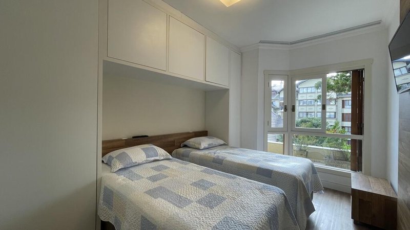 Apartamento com 2 dormitórios á 150m da Rua Coberta em Gramado Coronel Theobaldo Fleck Gramado - Dormitorio