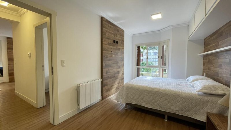 Apartamento com 2 dormitórios á 150m da Rua Coberta em Gramado Coronel Theobaldo Fleck Gramado - Dormitorio