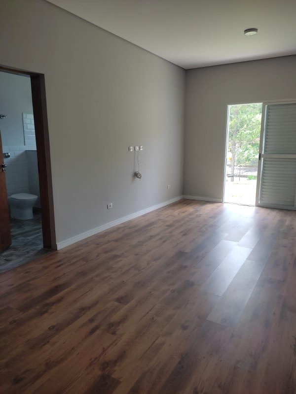 Linda casa térrea no Res. Villa Velha - Santana de Parnaíba - 