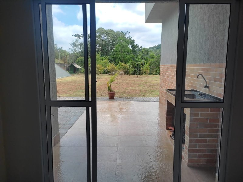 Linda casa térrea no Res. Villa Velha - Santana de Parnaíba - 