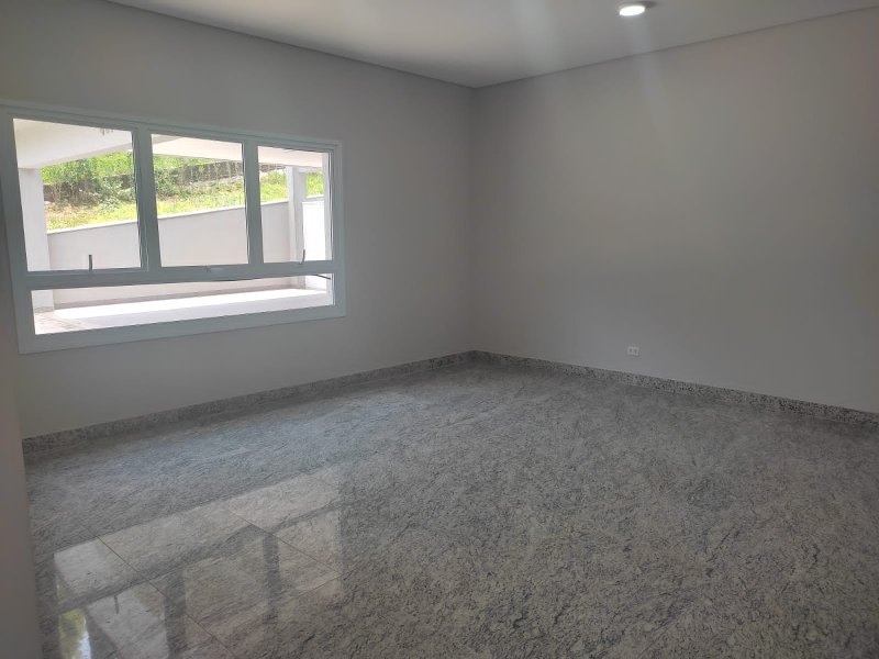 Linda casa térrea no Res. Villa Velha - Santana de Parnaíba - 