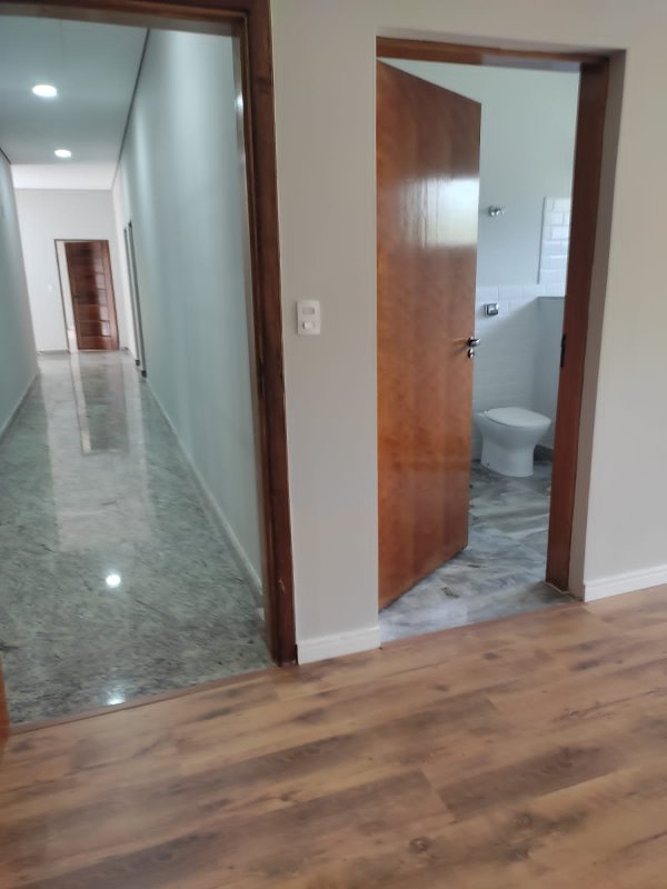 Linda casa térrea no Res. Villa Velha - Santana de Parnaíba - 