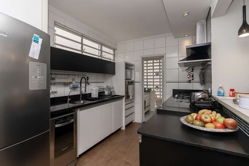 Apartamento a venda - Itaim Bibi -1 suíte 135m² Urimonduba São Paulo - 
