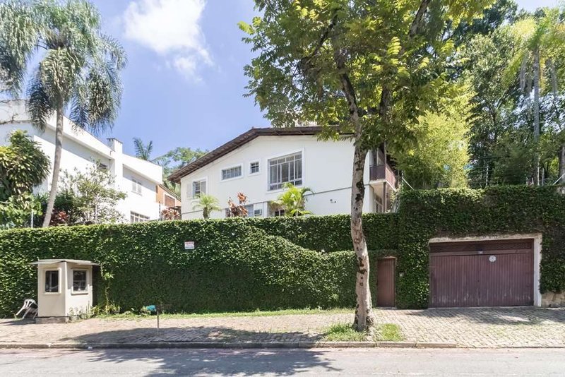Casa a venda - Cidade Jardim - 4 dormitórios 373m² Amarilis São Paulo - 