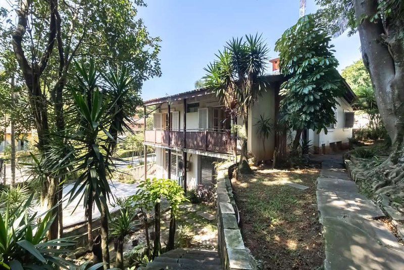 Casa a venda - Cidade Jardim - 4 dormitórios 373m² Amarilis São Paulo - 