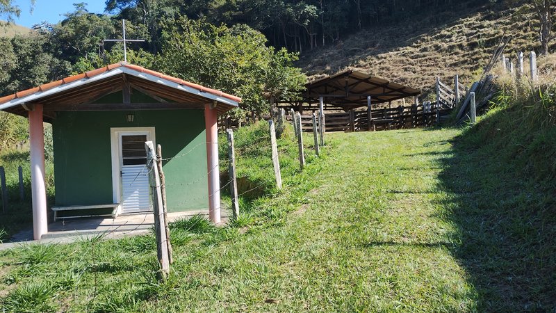 SITIO DE 1 ALQUEIRE NA ZONA NORTE DE SAO JOSE DOS CAMPOS SP rua sao benedito São José dos Campos - 