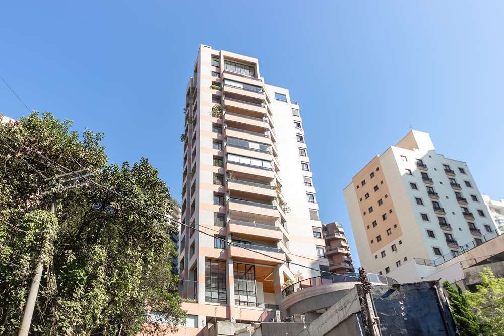 Apartamento à venda com 4 quartos, 190m² - Foto 3